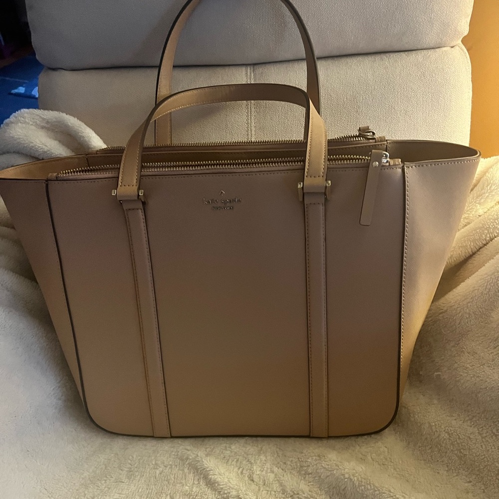 Kate Spade Taupe Leather Handbag